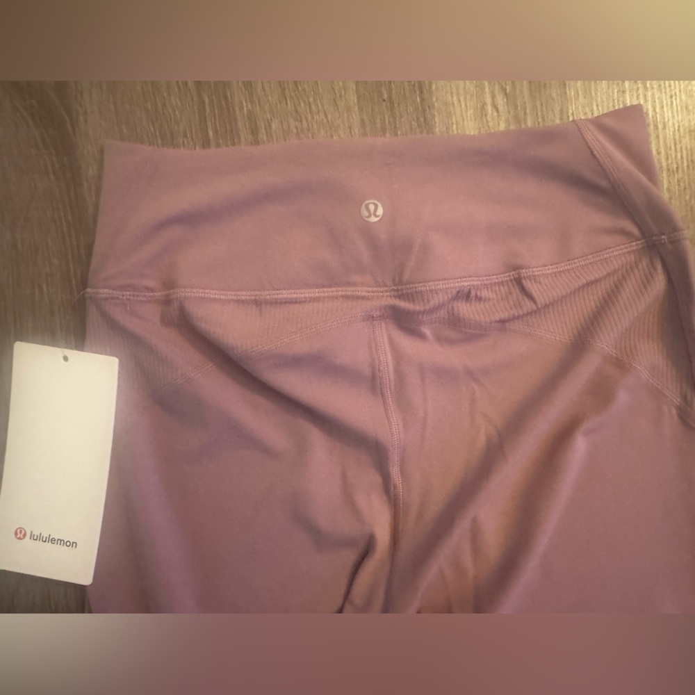 Lululemon Groove High Rise Ribbed Panel Tight/Leggings. 28”. Sz 8. Lavender Lux. - Picture 11 of 12